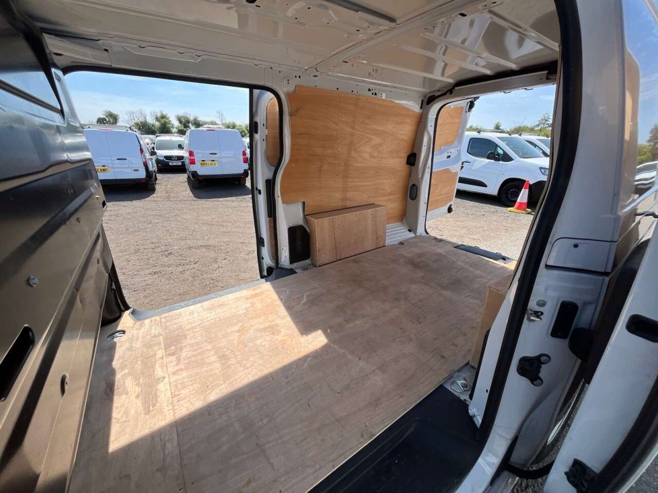 2023 VAUXHALL VIVARO 2023 VAUXHALL VIVARO