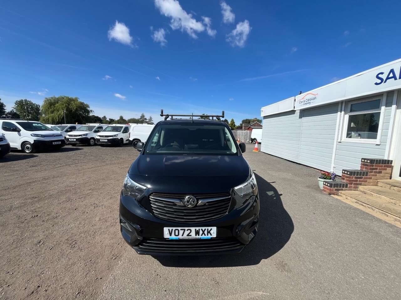 A 2022 VAUXHALL COMBO 1.5 Turbo D 2300 Sportive Panel Van manual L1 H1 Euro 6 (s/s) (130 ps) * FI A 2022 VAUXHALL COMBO 1.5 Turbo D 2300 Sportive Panel Van manual L1 H1 Euro 6 (s/s) (130 ps) * FI