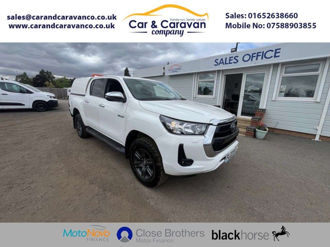 A 2023 TOYOTA HI-LUX 2.4 D-4D Icon Pickup Double Cab 4dr Diesel Manual 4WD Euro 6 (s/s) (150 ps) A 2023 TOYOTA HI-LUX 2.4 D-4D Icon Pickup Double Cab 4dr Diesel Manual 4WD Euro 6 (s/s) (150 ps)