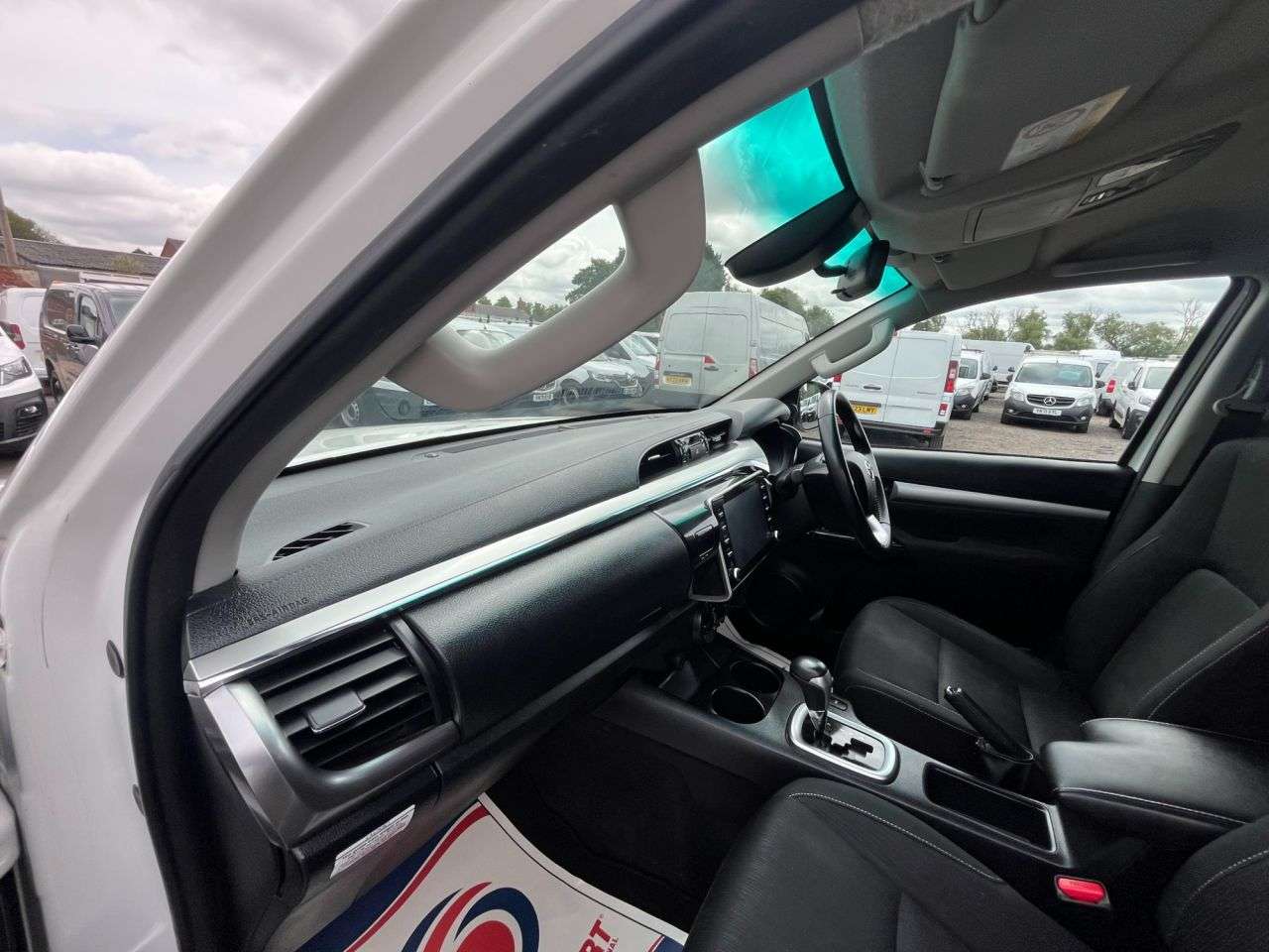 2023 TOYOTA HI-LUX 2023 TOYOTA HI-LUX