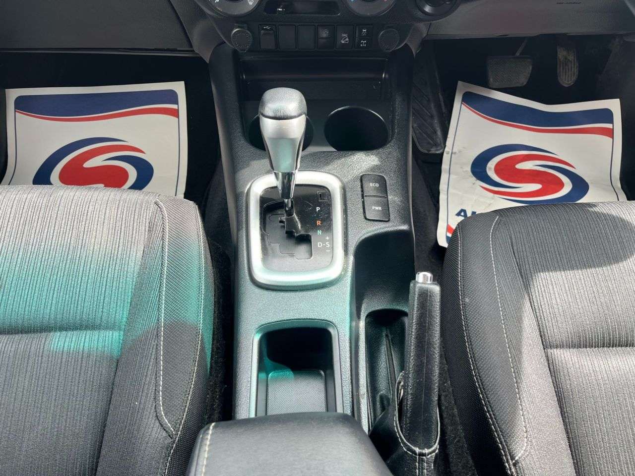2023 TOYOTA HI-LUX 2023 TOYOTA HI-LUX