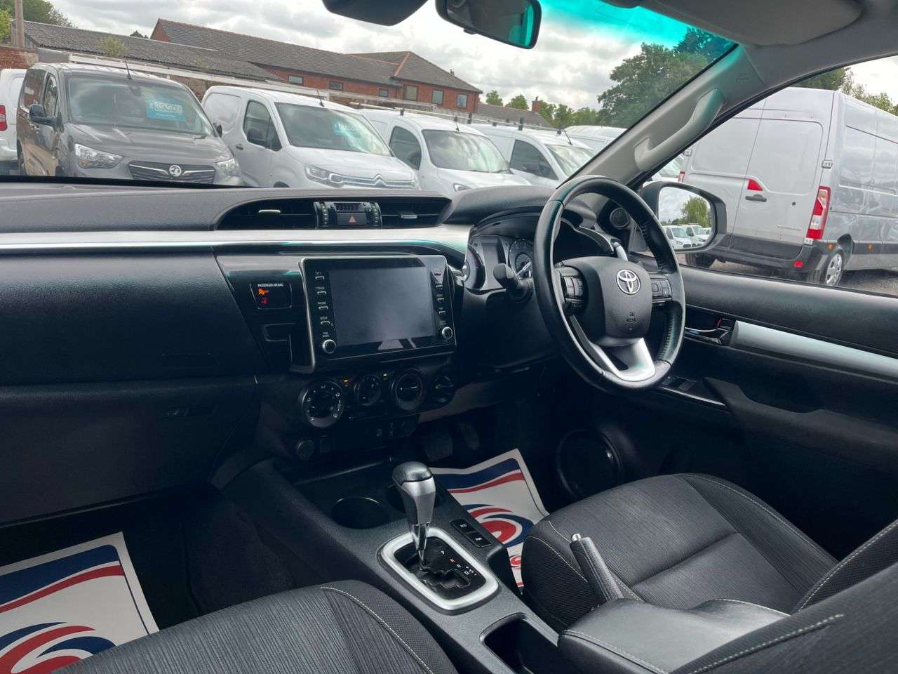 2023 TOYOTA HI-LUX 2023 TOYOTA HI-LUX