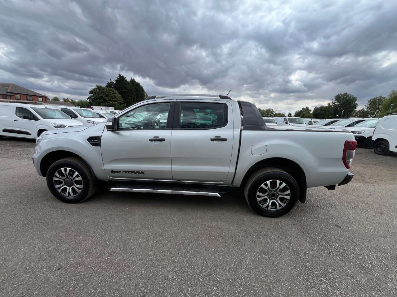 A 2021 FORD RANGER 2.0 EcoBlue Wildtrak Pickup Double Cab 4dr Diesel Auto 4WD Euro 6 (s/s) (21 A 2021 FORD RANGER 2.0 EcoBlue Wildtrak Pickup Double Cab 4dr Diesel Auto 4WD Euro 6 (s/s) (21