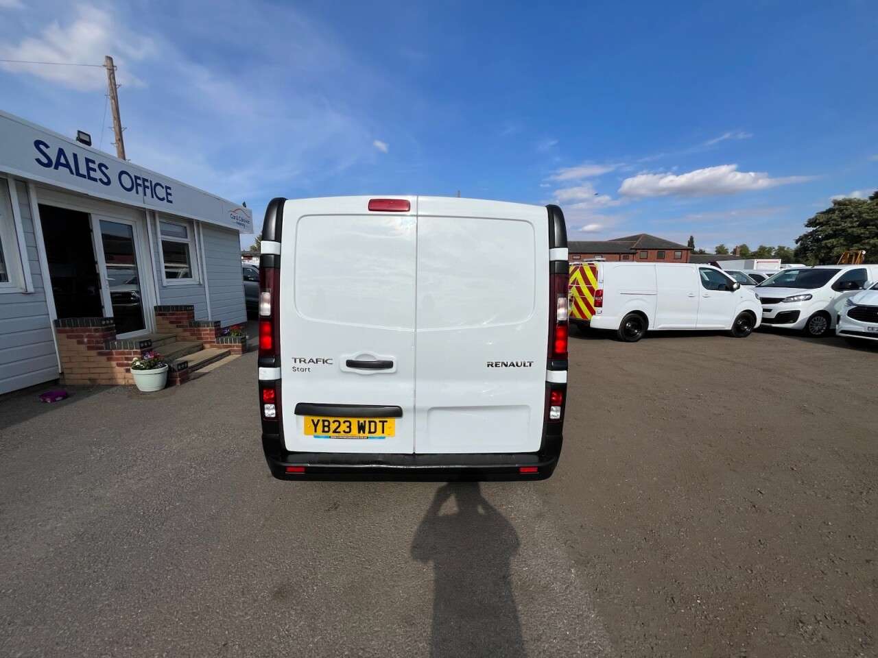 2023 RENAULT TRAFIC 2023 RENAULT TRAFIC