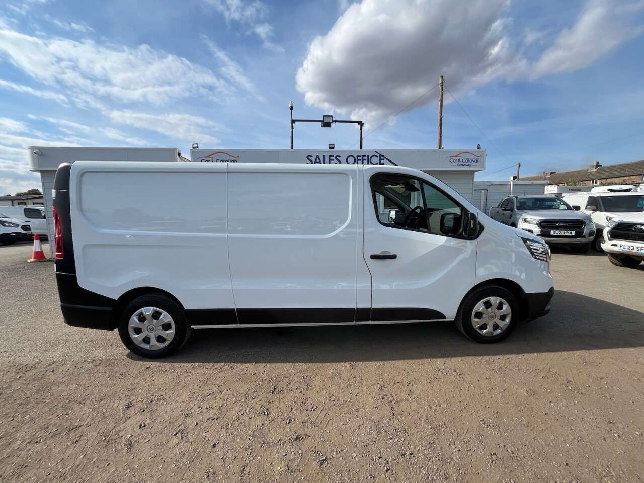 2023 RENAULT TRAFIC 2023 RENAULT TRAFIC