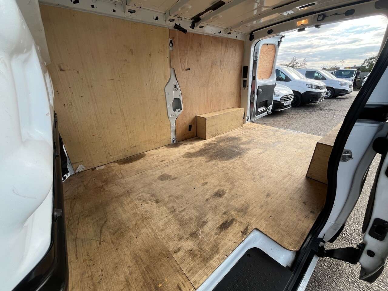 2023 RENAULT TRAFIC 2023 RENAULT TRAFIC