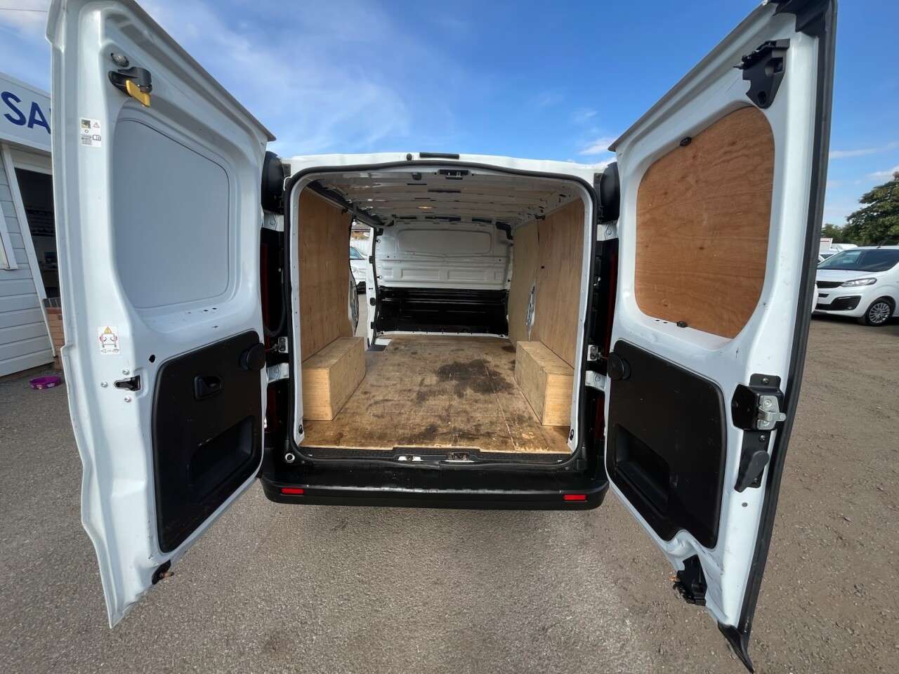 2023 RENAULT TRAFIC 2023 RENAULT TRAFIC