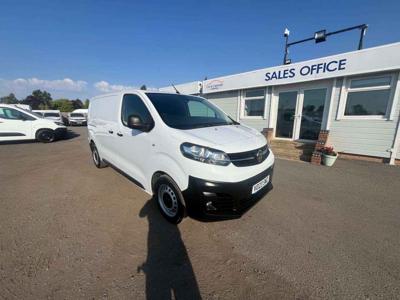 A 2023 VAUXHALL VIVARO 1.5 Turbo D 2900 Prime Panel Van 6dr Diesel Manual L1 H1 Euro 6 (s/s) (100 A 2023 VAUXHALL VIVARO 1.5 Turbo D 2900 Prime Panel Van 6dr Diesel Manual L1 H1 Euro 6 (s/s) (100