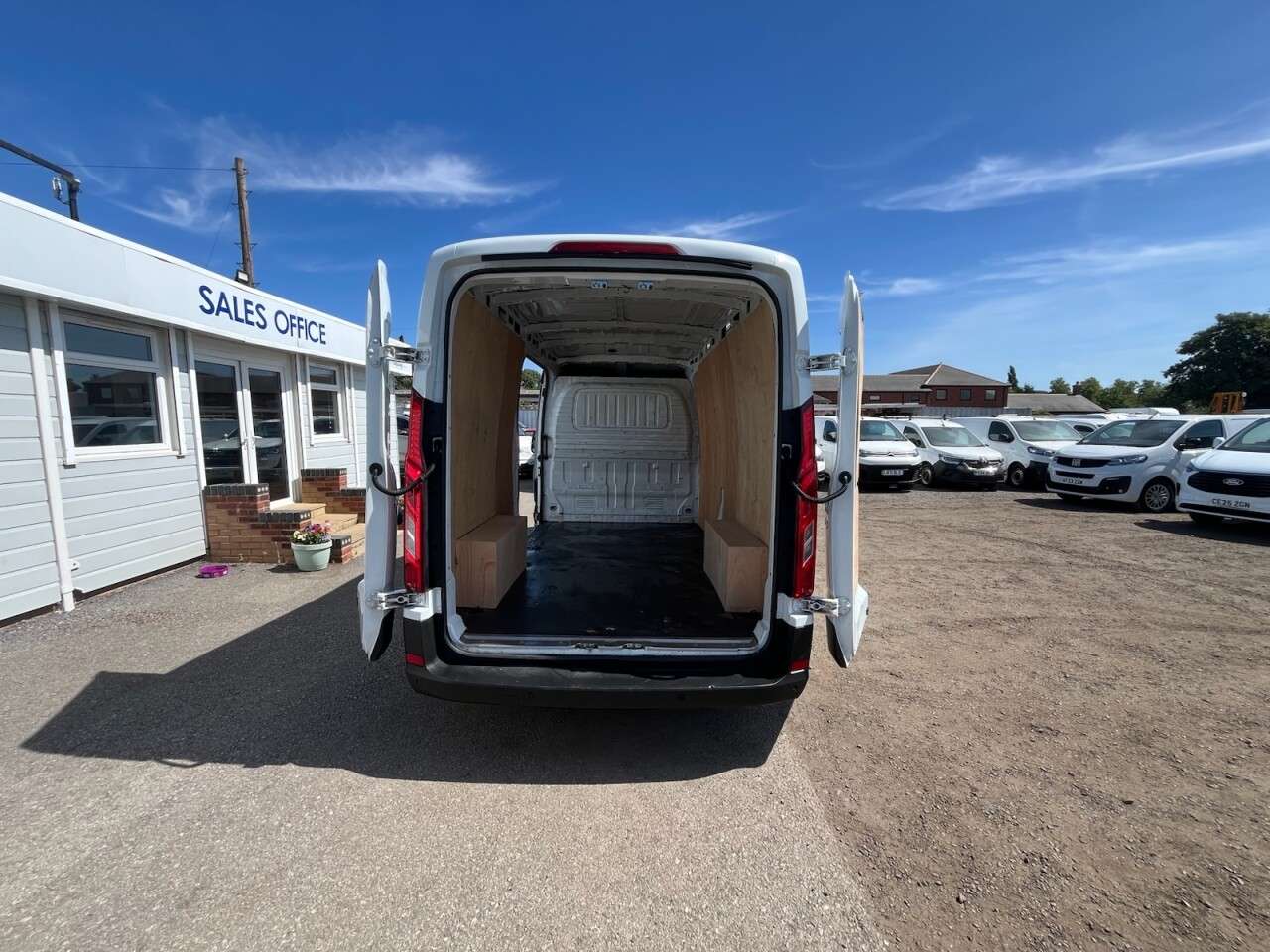 2023 MAXUS DELIVER 9 2023 MAXUS DELIVER 9