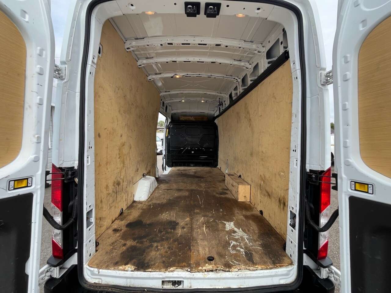2024 FORD TRANSIT 2024 FORD TRANSIT