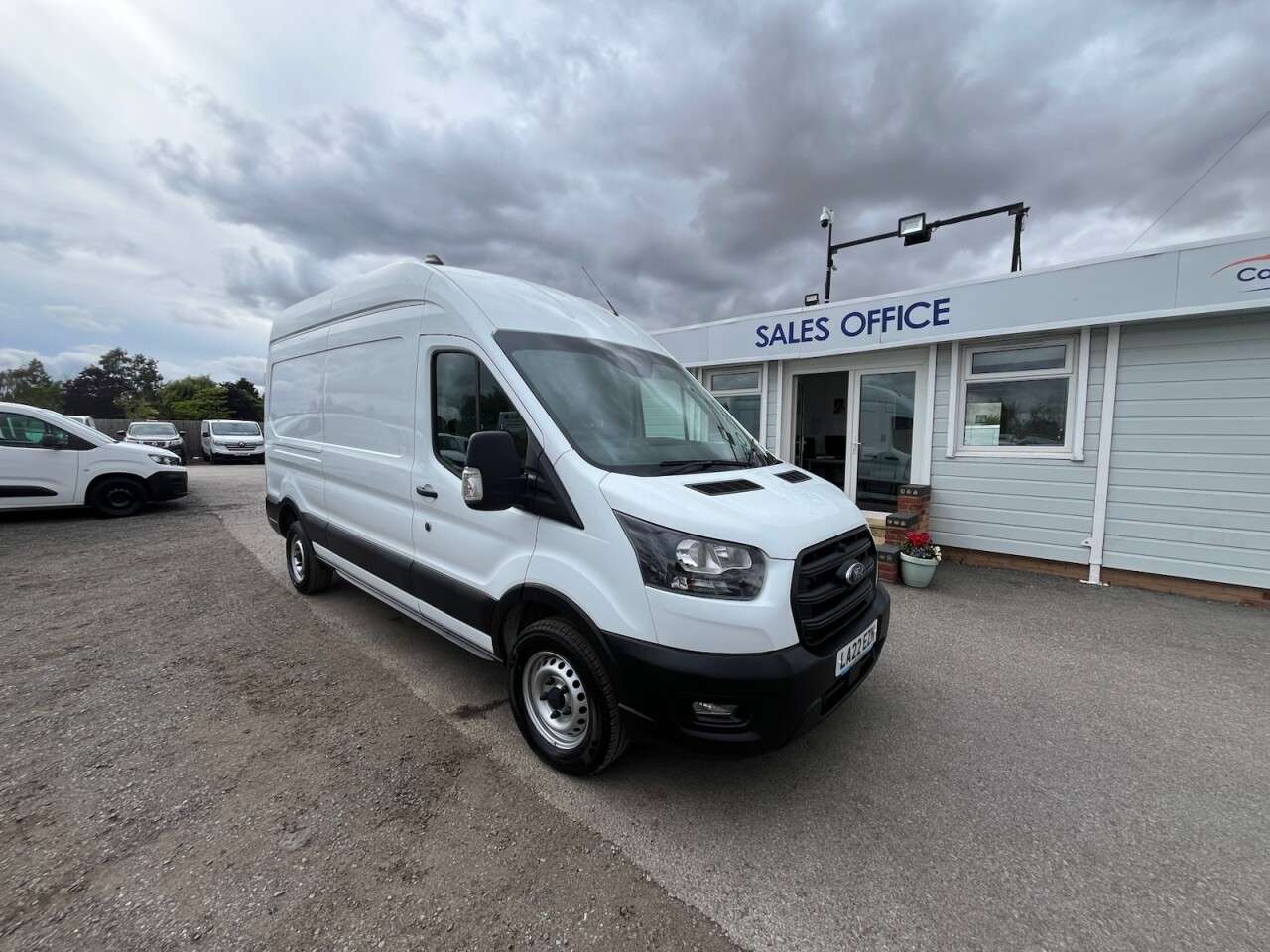 A 2022 FORD TRANSIT 2.0 350 EcoBlue Leader Panel Van 5dr Diesel Manual RWD L3 H3 Euro 6 (s/s) ( A 2022 FORD TRANSIT 2.0 350 EcoBlue Leader Panel Van 5dr Diesel Manual RWD L3 H3 Euro 6 (s/s) (