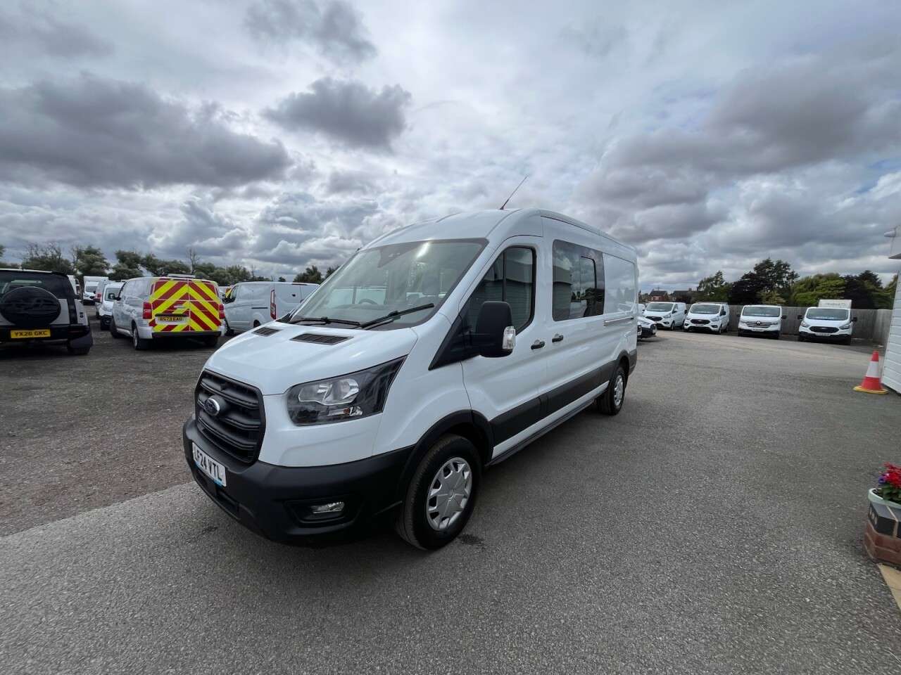 2024 FORD TRANSIT 2024 FORD TRANSIT