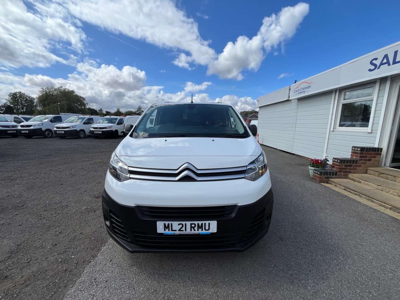 A 2021 CITROEN DISPATCH 1.5 BlueHDi 1000 Enterprise M Panel Van 6dr Diesel Manual FWD 2 Euro 6 (s/s A 2021 CITROEN DISPATCH 1.5 BlueHDi 1000 Enterprise M Panel Van 6dr Diesel Manual FWD 2 Euro 6 (s/s