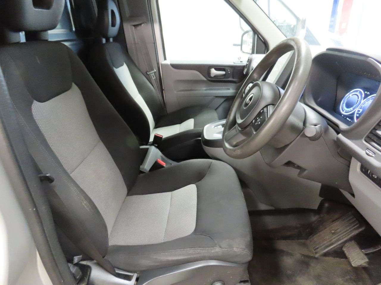 2021 LEVC VN5 2021 LEVC VN5
