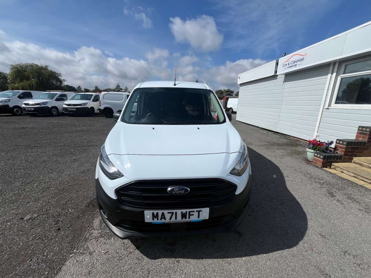 A 2021 FORD TRANSIT CONNECT 1.5 200 EcoBlue Leader Panel Van 5dr Diesel Manual L1 Euro 6 (s/s) (75 ps) A 2021 FORD TRANSIT CONNECT 1.5 200 EcoBlue Leader Panel Van 5dr Diesel Manual L1 Euro 6 (s/s) (75 ps)