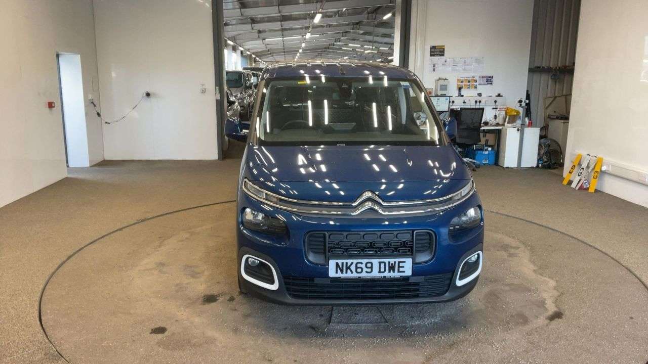 A 2019 CITROEN BERLINGO 1.5 BlueHDi Feel M MPV 5dr Diesel Manual Euro 6 (100 ps) A 2019 CITROEN BERLINGO 1.5 BlueHDi Feel M MPV 5dr Diesel Manual Euro 6 (100 ps)