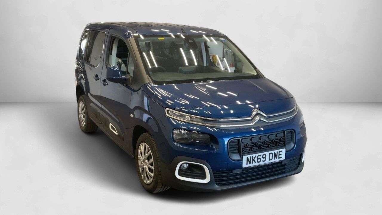 A 2019 CITROEN BERLINGO 1.5 BlueHDi Feel M MPV 5dr Diesel Manual Euro 6 (100 ps) A 2019 CITROEN BERLINGO 1.5 BlueHDi Feel M MPV 5dr Diesel Manual Euro 6 (100 ps)