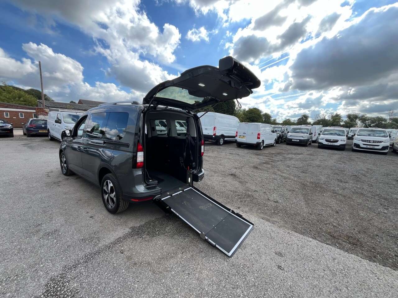2024 FORD TOURNEO CONNECT 2024 FORD TOURNEO CONNECT