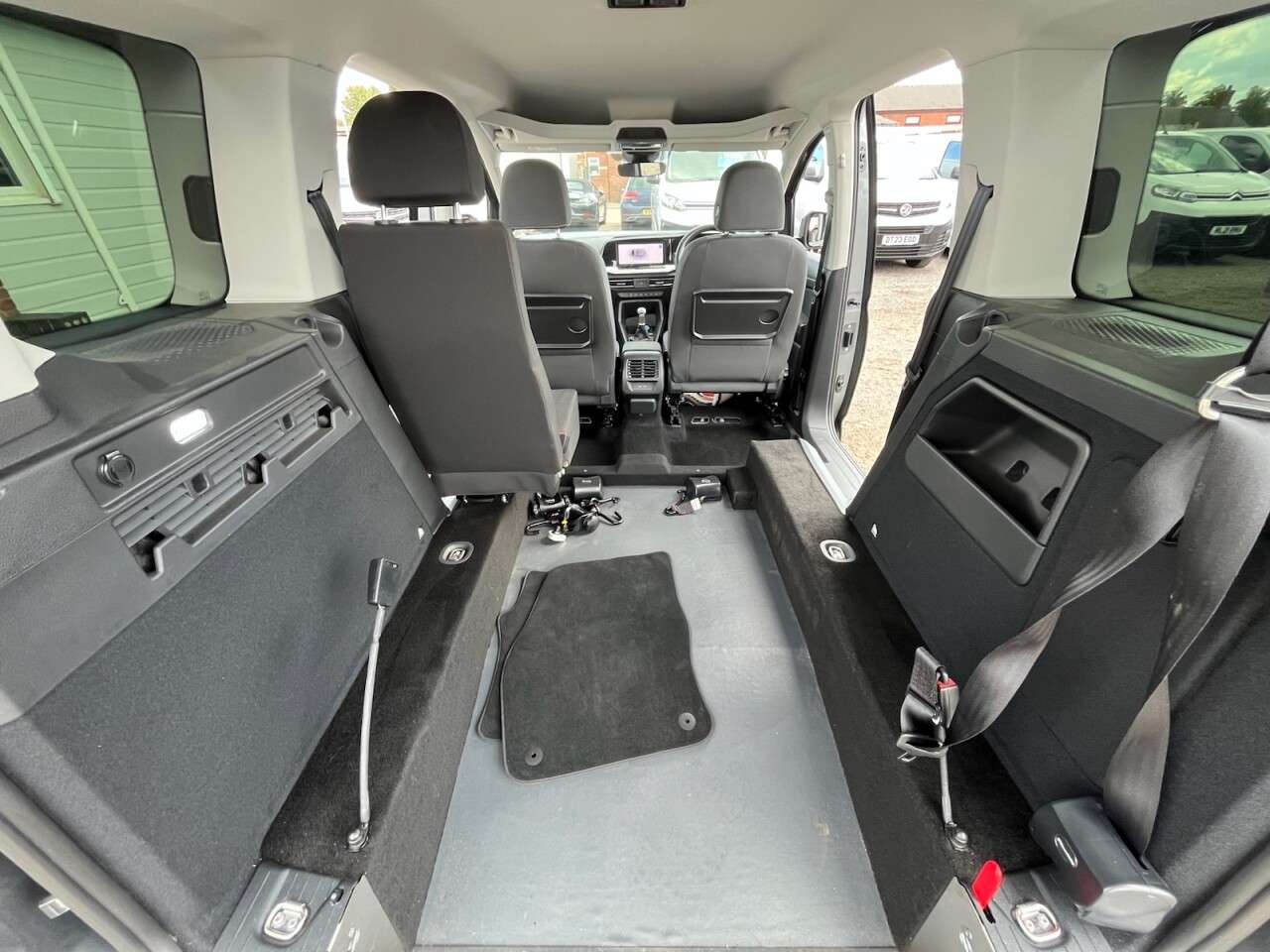2024 FORD TOURNEO CONNECT 2024 FORD TOURNEO CONNECT