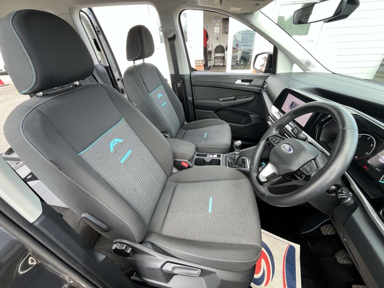 2024 FORD TOURNEO CONNECT 2024 FORD TOURNEO CONNECT