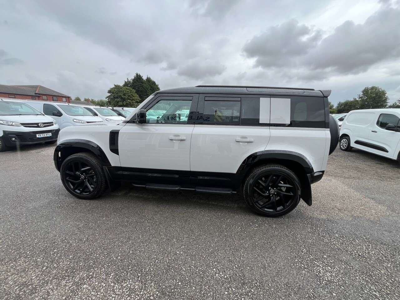 2026 LAND ROVER DEFENDER 110 2026 LAND ROVER DEFENDER 110
