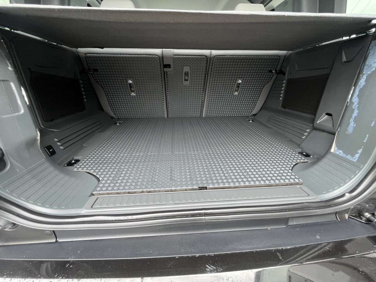 2026 LAND ROVER DEFENDER 110 2026 LAND ROVER DEFENDER 110