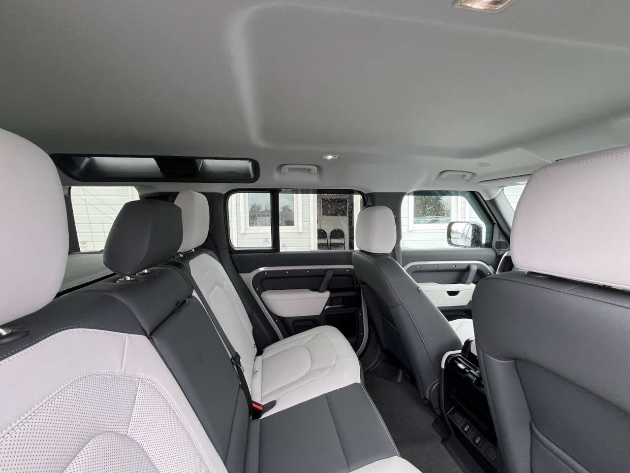 2026 LAND ROVER DEFENDER 110 2026 LAND ROVER DEFENDER 110