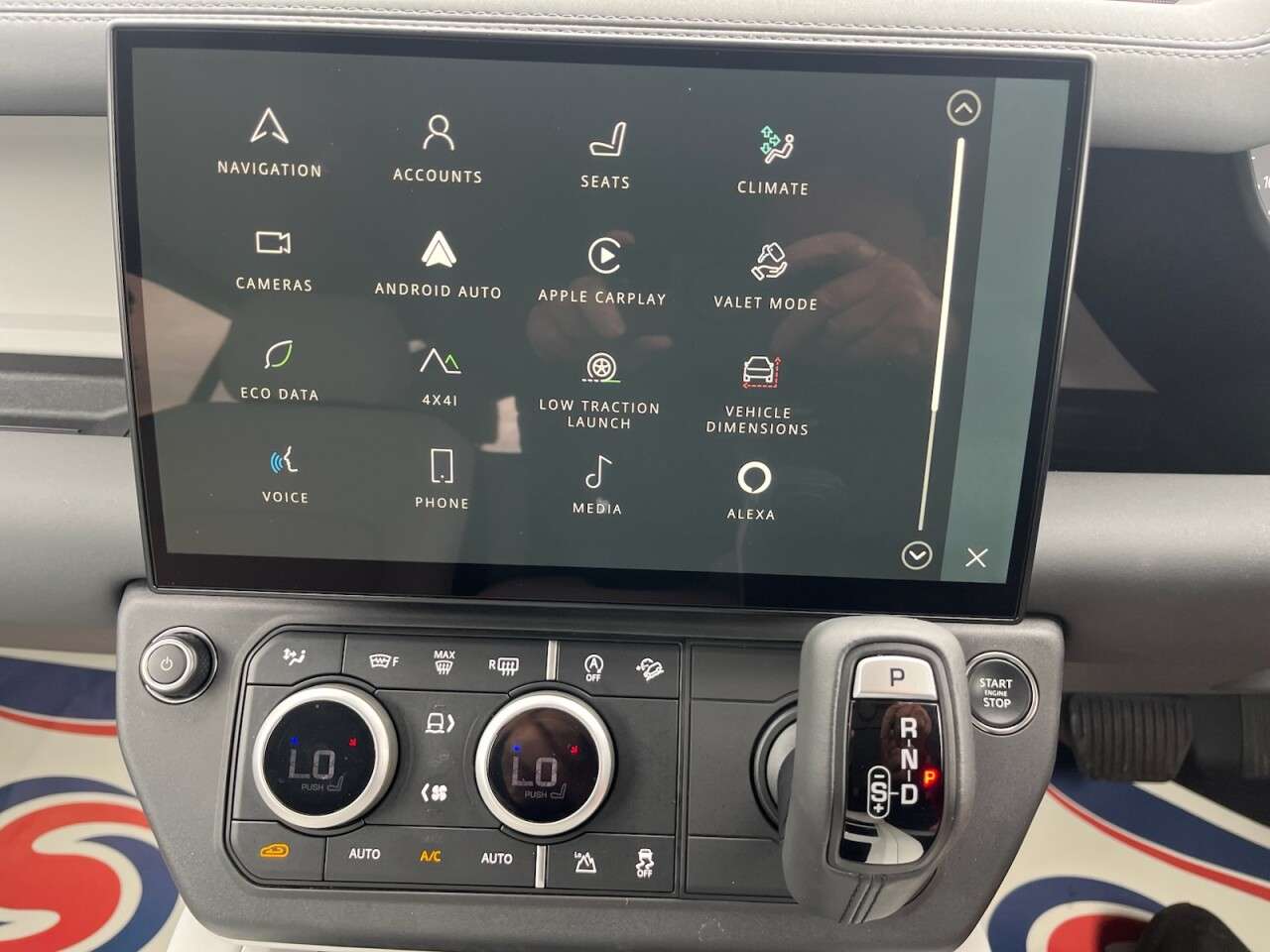 2026 LAND ROVER DEFENDER 110 2026 LAND ROVER DEFENDER 110
