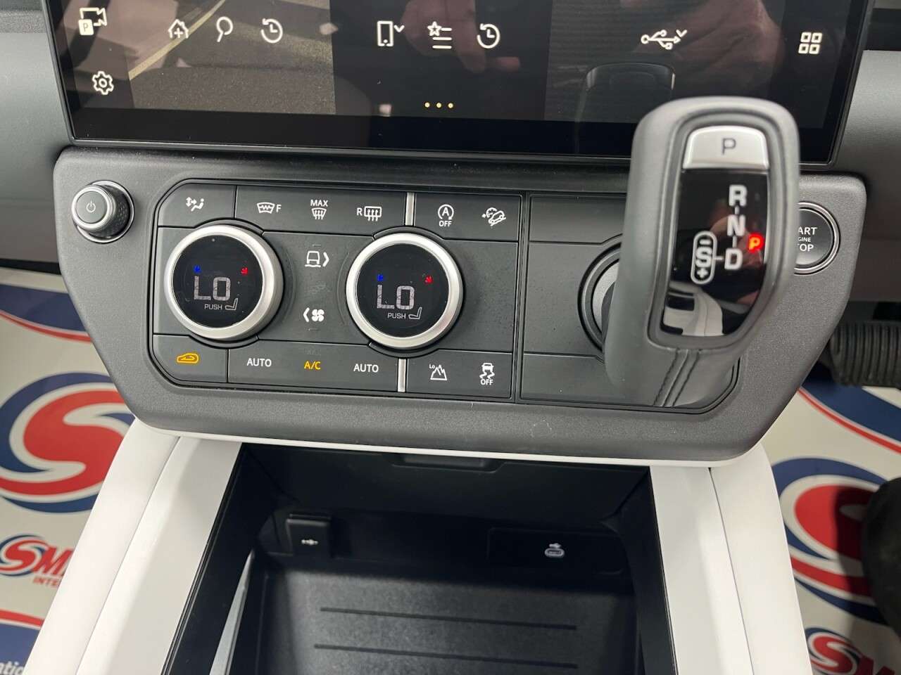 2026 LAND ROVER DEFENDER 110 2026 LAND ROVER DEFENDER 110