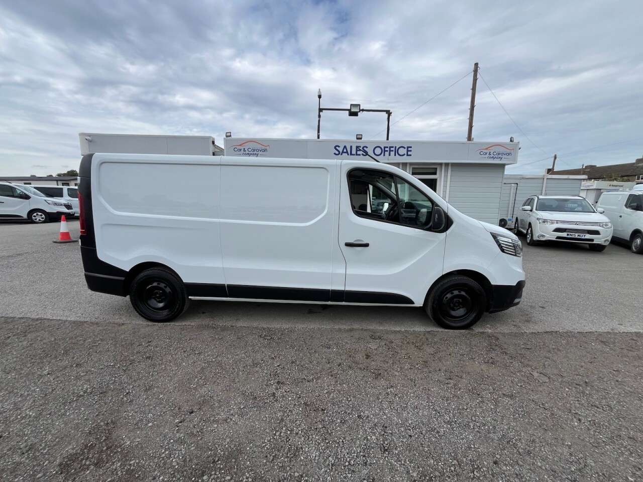 2023 RENAULT TRAFIC 2023 RENAULT TRAFIC
