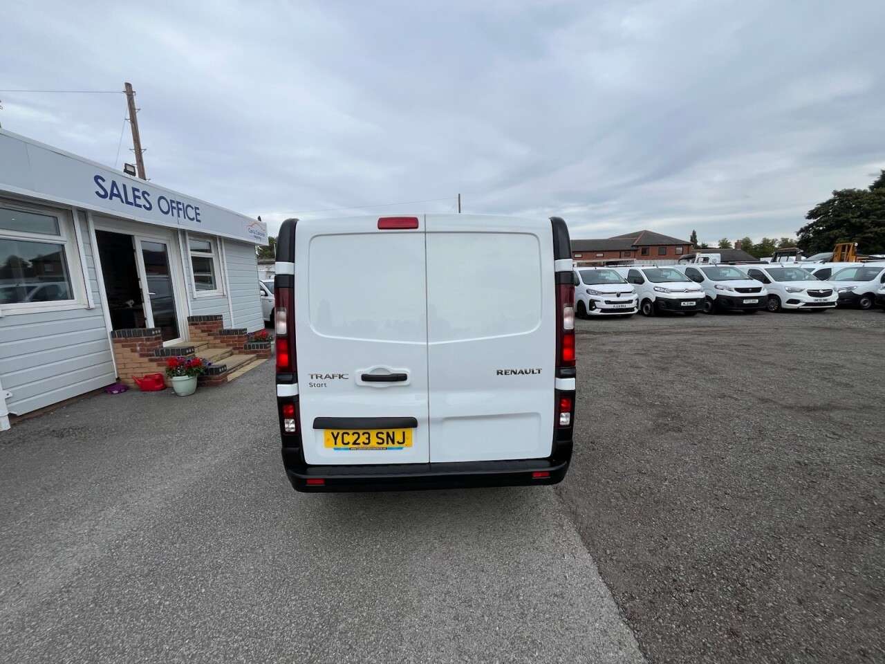 2023 RENAULT TRAFIC 2023 RENAULT TRAFIC