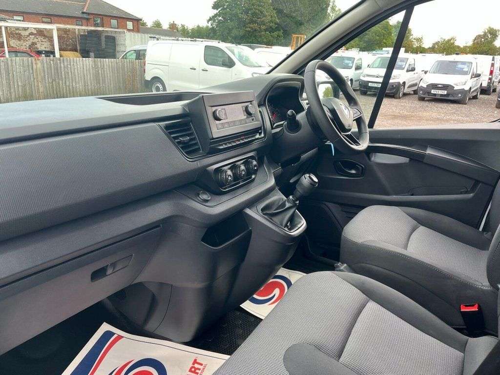 2023 RENAULT TRAFIC 2023 RENAULT TRAFIC