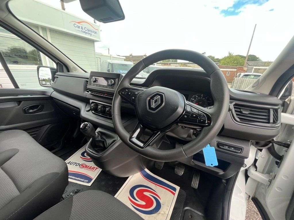 2023 RENAULT TRAFIC 2023 RENAULT TRAFIC