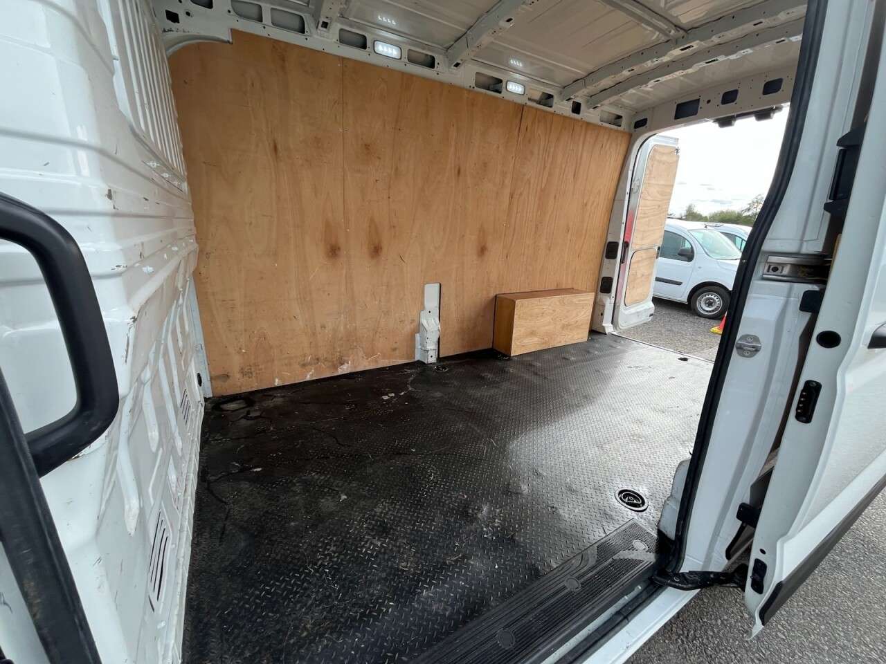 2023 MAXUS DELIVER 9 2023 MAXUS DELIVER 9