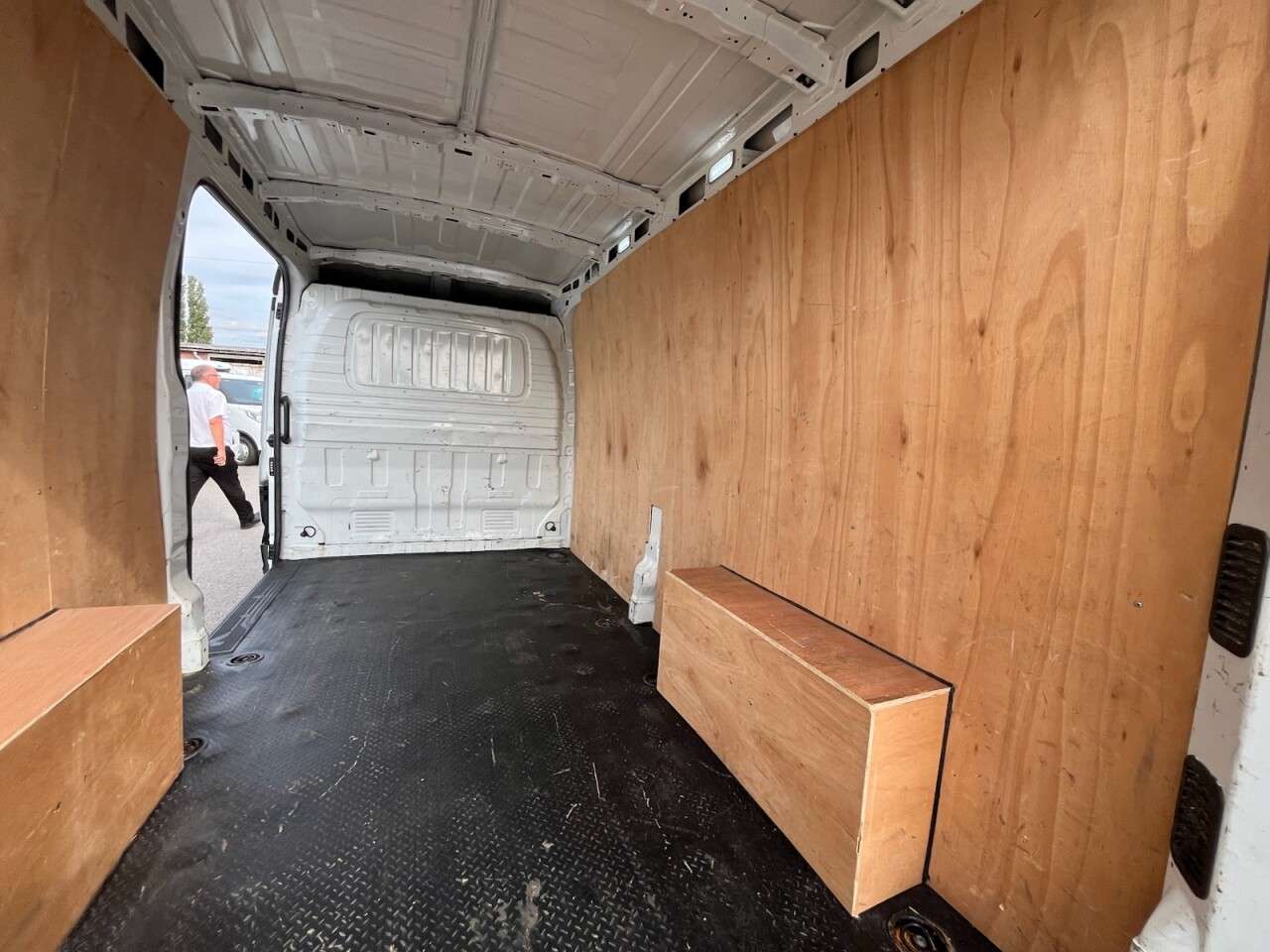 2023 MAXUS DELIVER 9 2023 MAXUS DELIVER 9