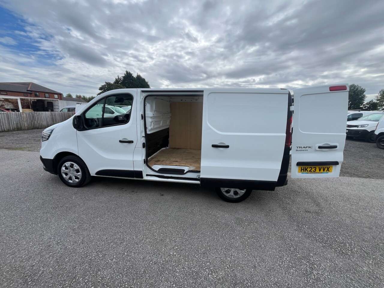 2023 RENAULT TRAFIC 2023 RENAULT TRAFIC