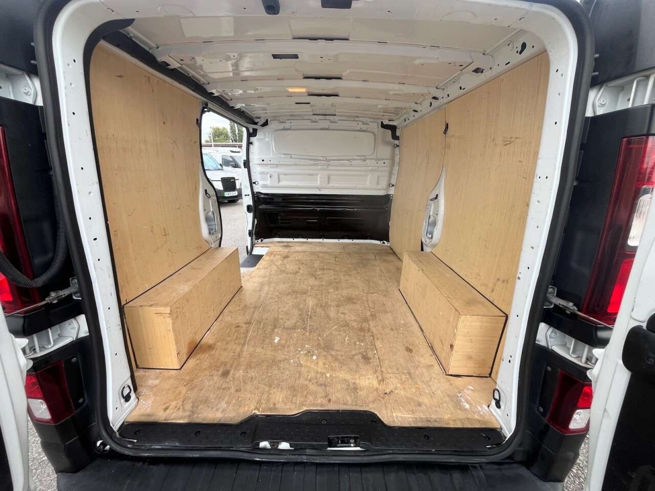 2023 RENAULT TRAFIC 2023 RENAULT TRAFIC