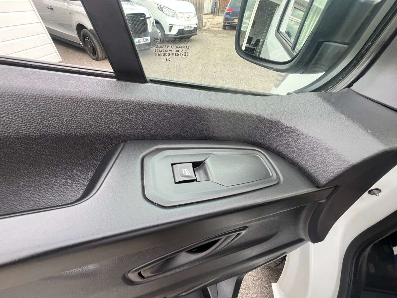2023 RENAULT TRAFIC 2023 RENAULT TRAFIC
