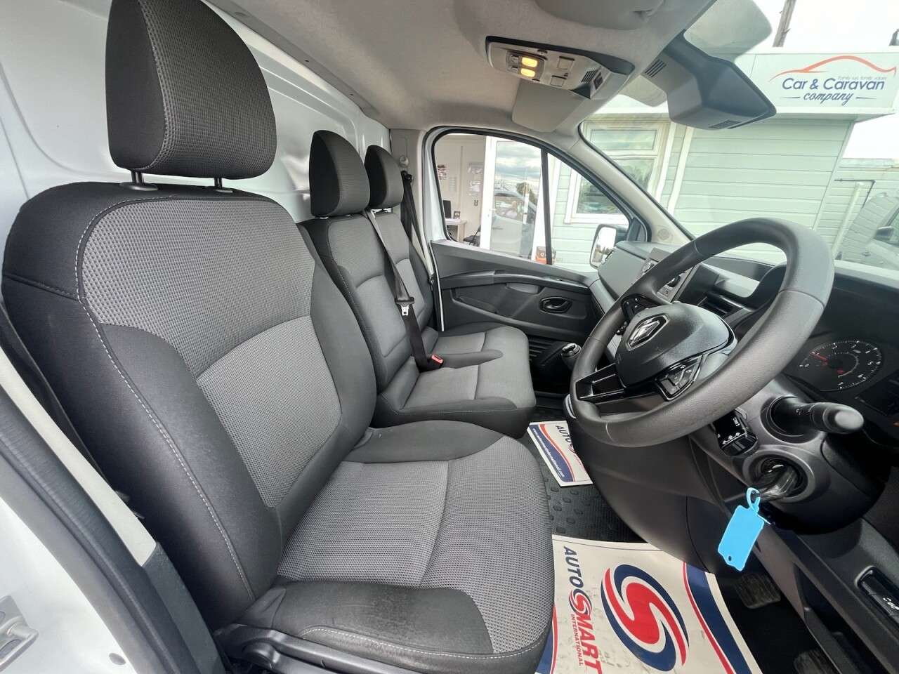 2023 RENAULT TRAFIC 2023 RENAULT TRAFIC