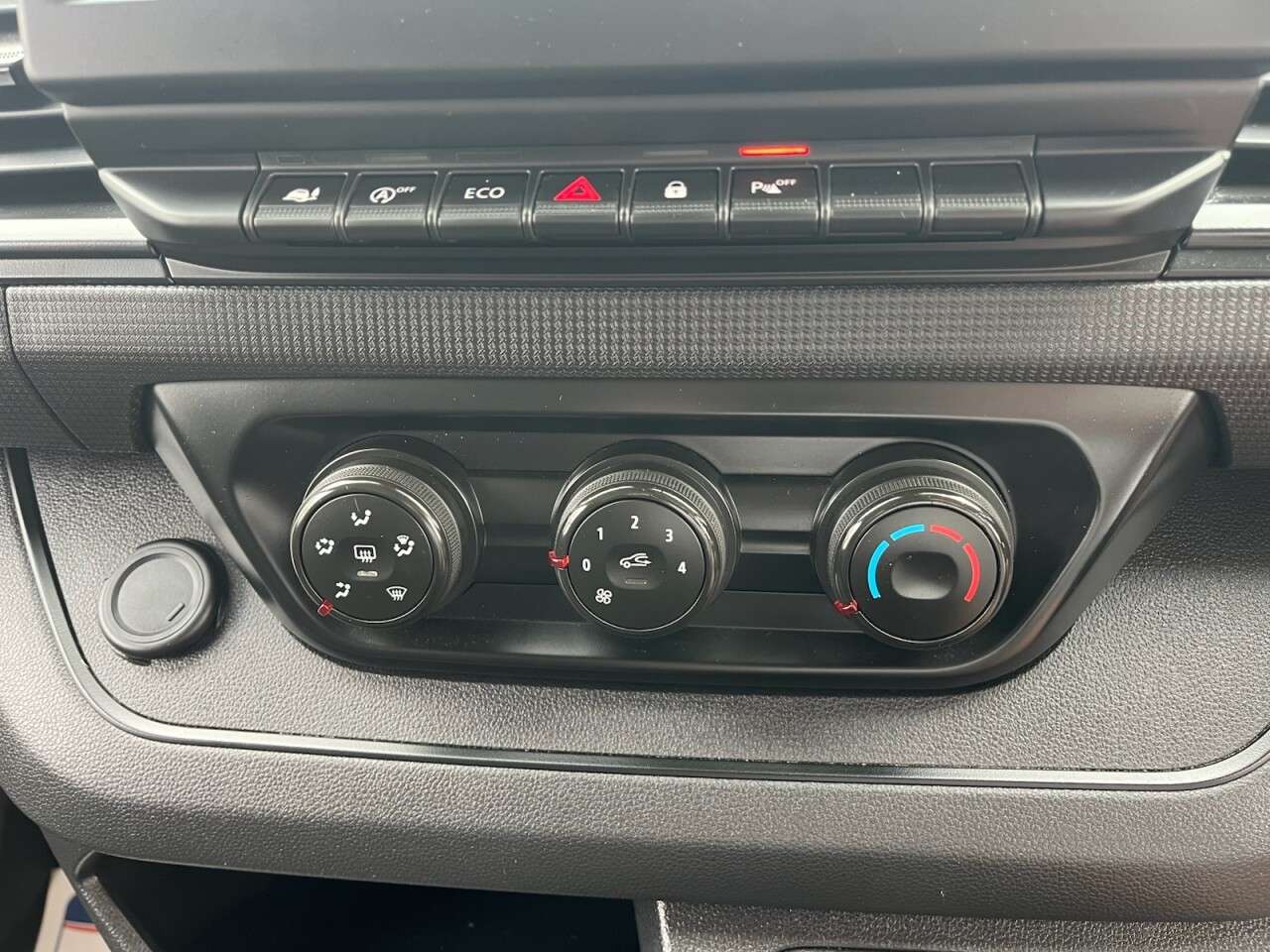 2023 RENAULT TRAFIC 2023 RENAULT TRAFIC