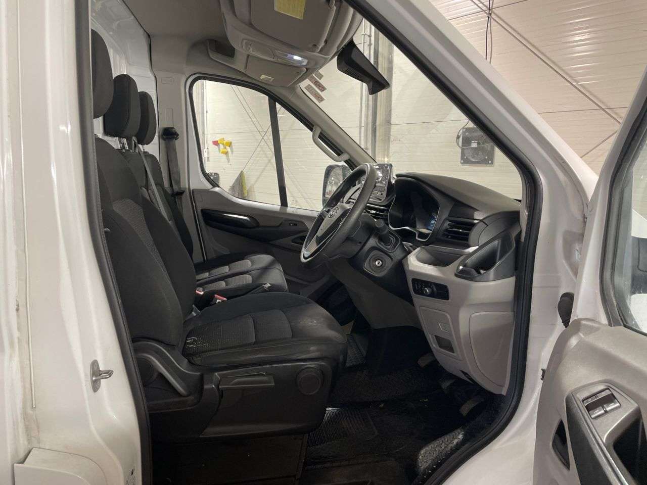 2023 MAXUS DELIVER 9 2023 MAXUS DELIVER 9