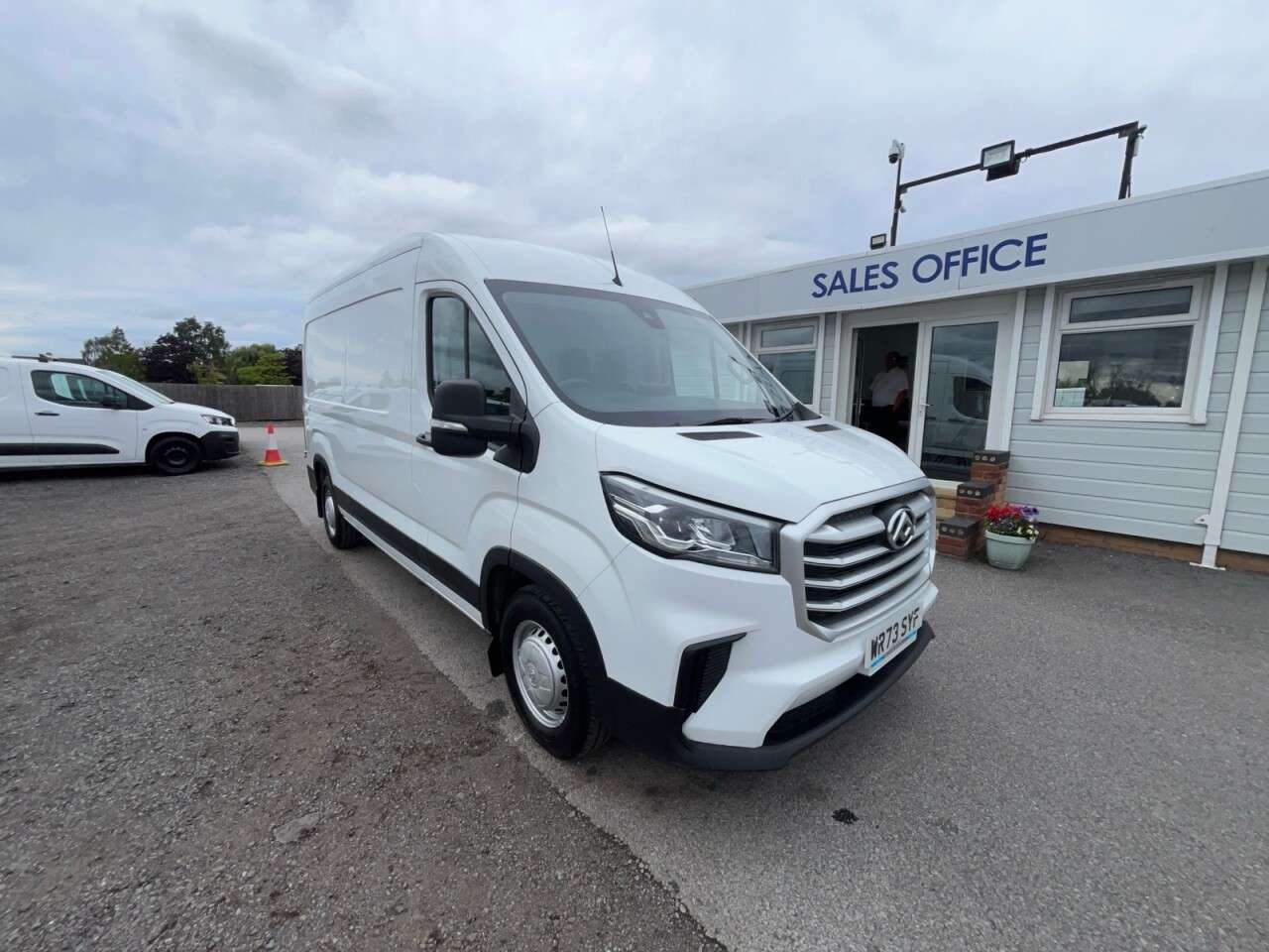 A 2023 MAXUS DELIVER 9 2.0 D20 Panel Van 5dr Diesel Manual FWD L3 H2 Euro 6 (s/s) (163 ps) FINANCE A 2023 MAXUS DELIVER 9 2.0 D20 Panel Van 5dr Diesel Manual FWD L3 H2 Euro 6 (s/s) (163 ps) FINANCE