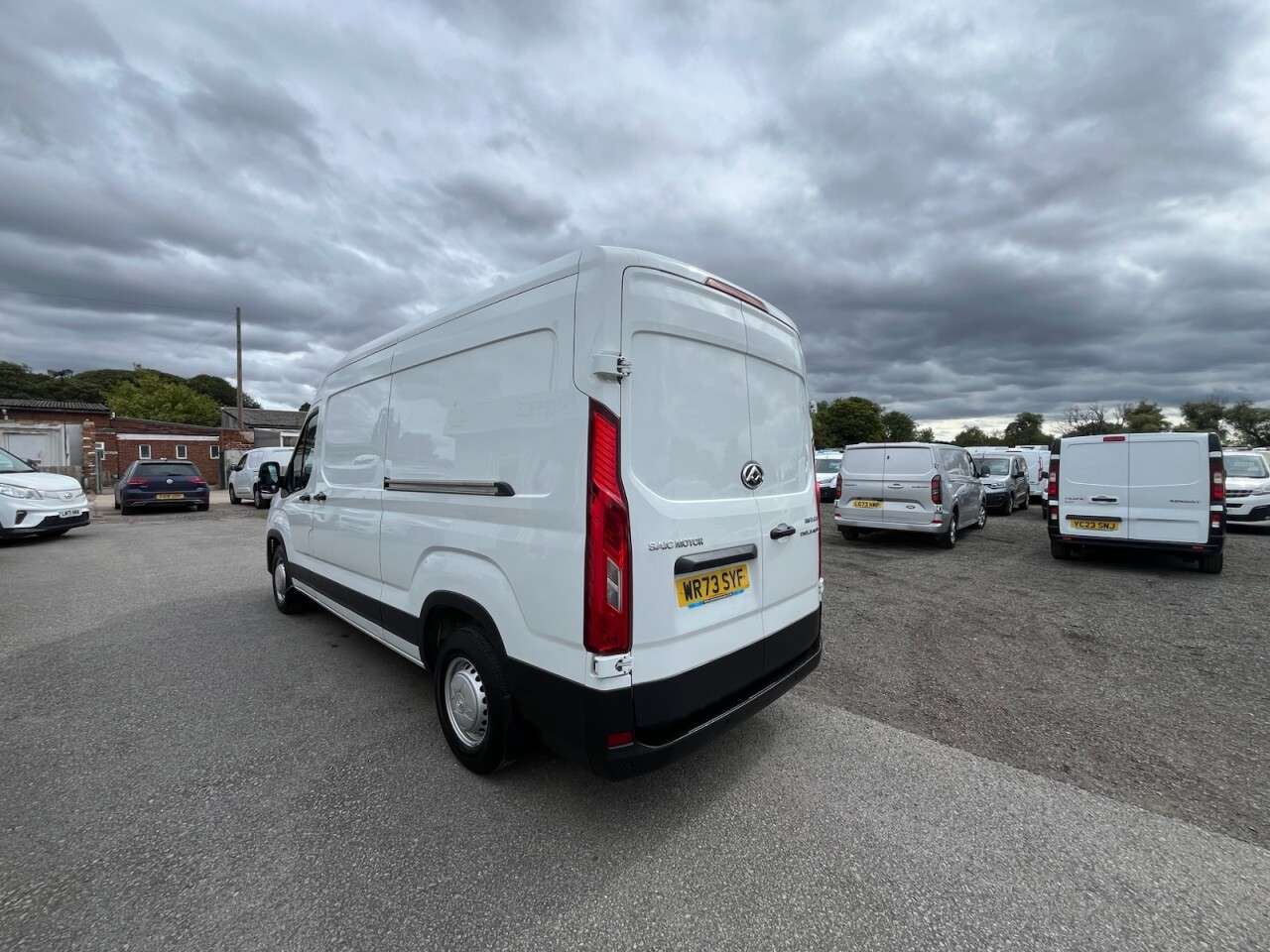2023 MAXUS DELIVER 9 2023 MAXUS DELIVER 9