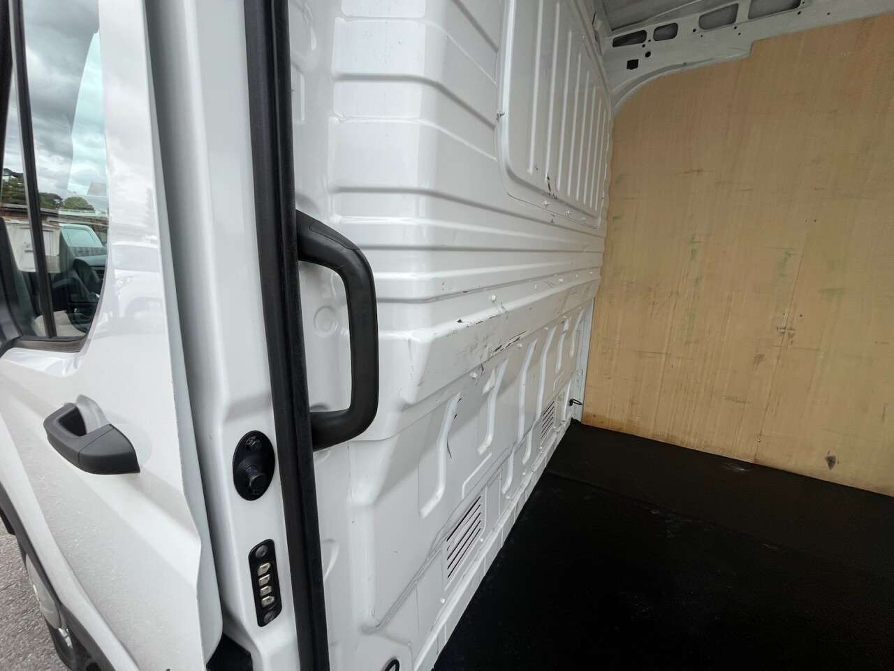 2023 MAXUS DELIVER 9 2023 MAXUS DELIVER 9