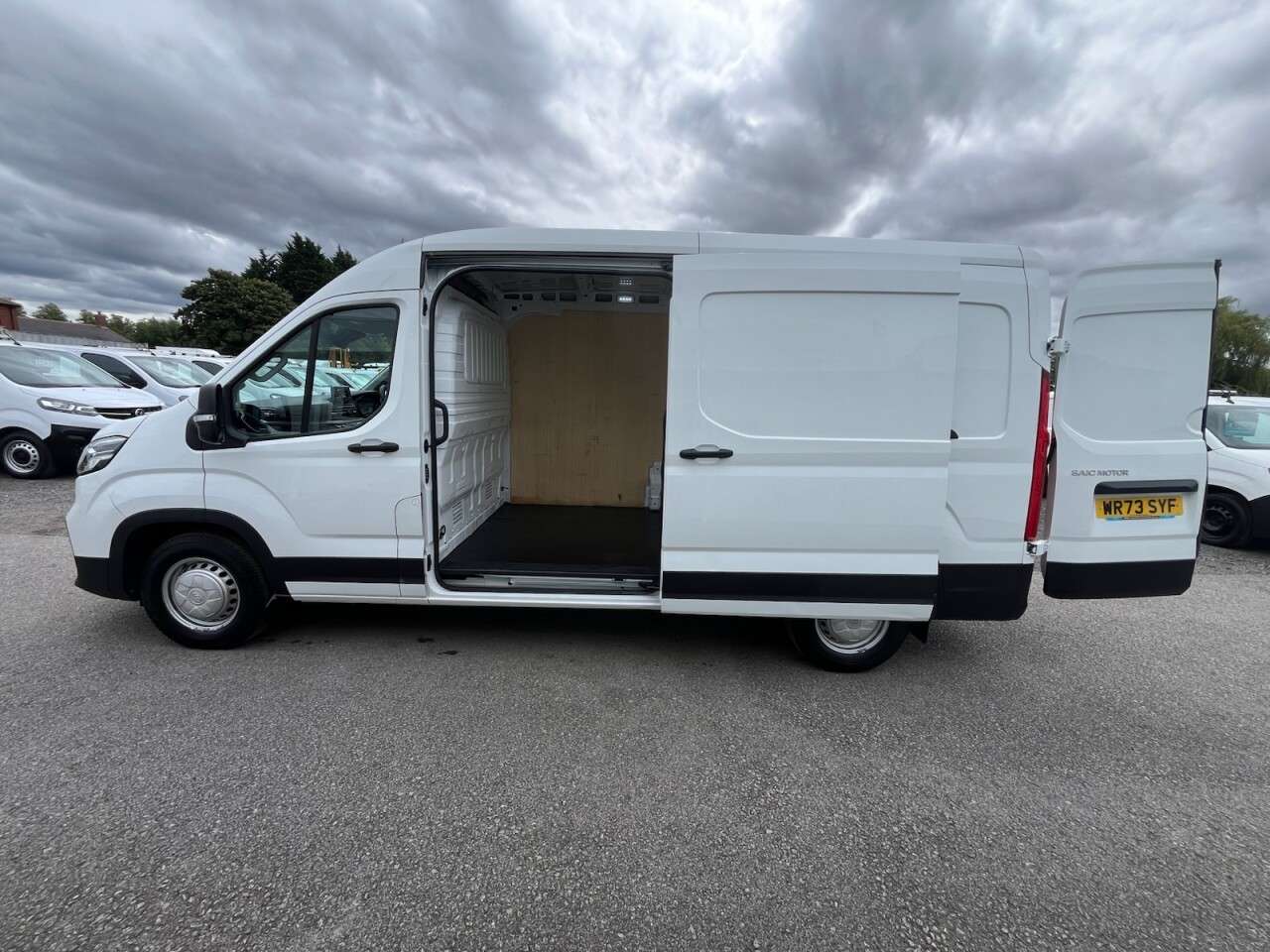 2023 MAXUS DELIVER 9 2023 MAXUS DELIVER 9