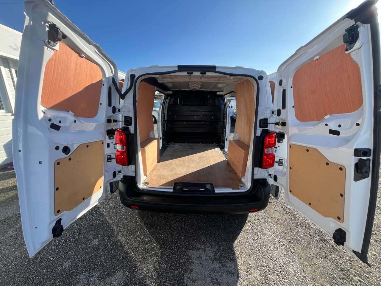 2024 VAUXHALL VIVARO 2024 VAUXHALL VIVARO