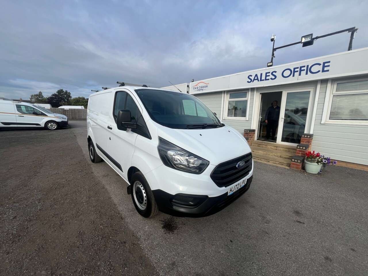 A 2022 FORD TRANSIT CUSTOM 2.0 280 EcoBlue Leader Panel Van 5dr Diesel Manual L1 H1 Euro 6 (s/s) (105 A 2022 FORD TRANSIT CUSTOM 2.0 280 EcoBlue Leader Panel Van 5dr Diesel Manual L1 H1 Euro 6 (s/s) (105