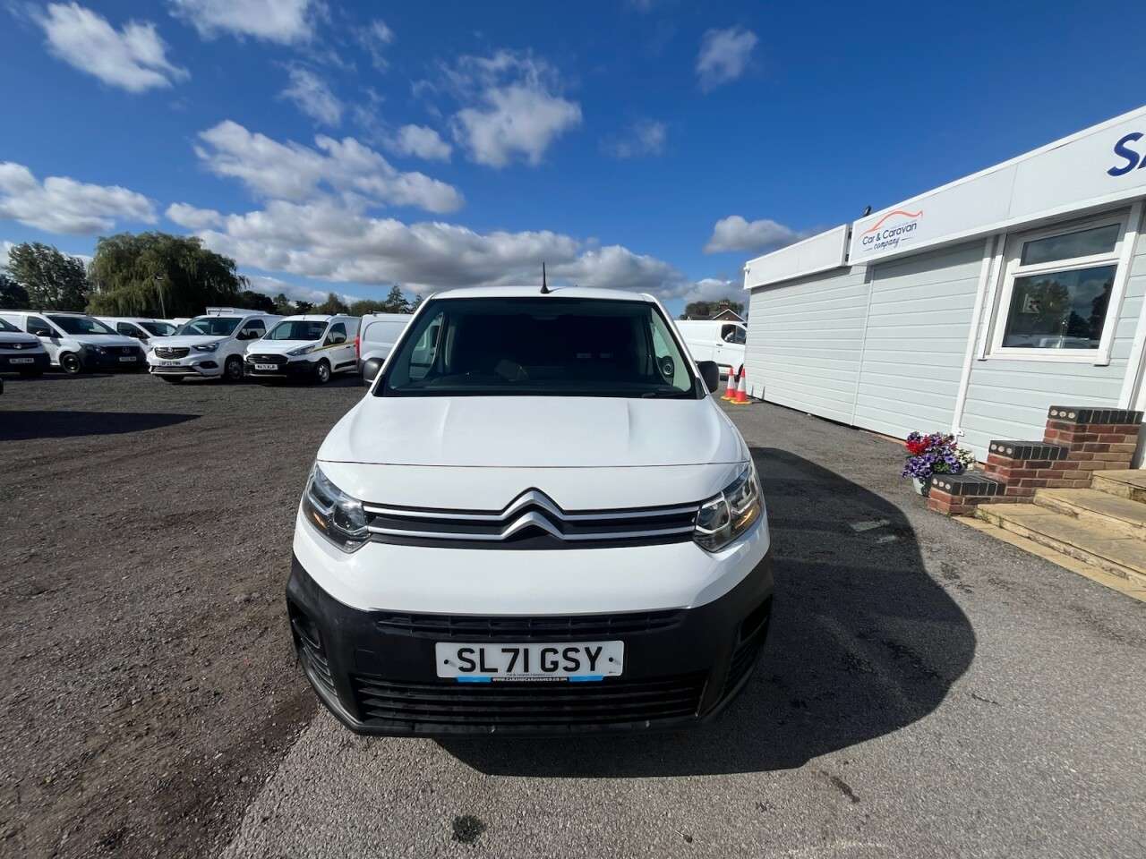A 2021 CITROEN BERLINGO 1.5 BlueHDi 650 Enterprise M Pro Panel Van 5dr Diesel Manual SWB Euro 6 (75 A 2021 CITROEN BERLINGO 1.5 BlueHDi 650 Enterprise M Pro Panel Van 5dr Diesel Manual SWB Euro 6 (75