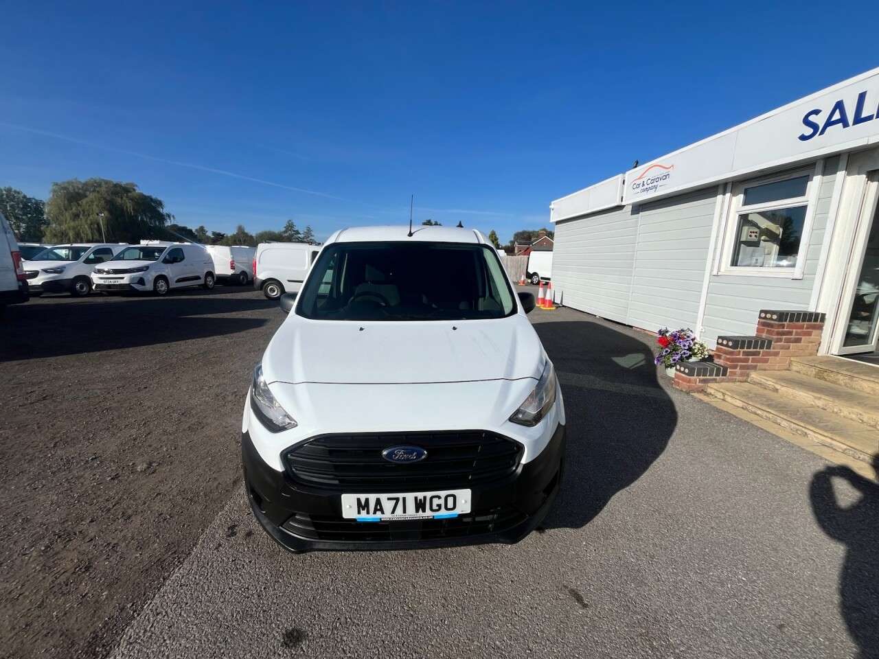 A 2021 FORD TRANSIT CONNECT 1.5 200 EcoBlue Leader Panel Van 5dr Diesel Manual L1 Euro 6 (s/s) (75 ps) A 2021 FORD TRANSIT CONNECT 1.5 200 EcoBlue Leader Panel Van 5dr Diesel Manual L1 Euro 6 (s/s) (75 ps)