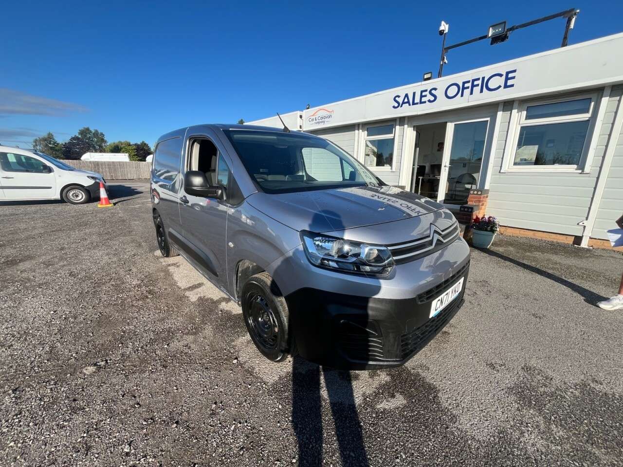A 2021 CITROEN BERLINGO 1.5 BlueHDi 650 Enterprise M Pro Panel Van 5dr Diesel Manual SWB Euro 6 (75 A 2021 CITROEN BERLINGO 1.5 BlueHDi 650 Enterprise M Pro Panel Van 5dr Diesel Manual SWB Euro 6 (75
